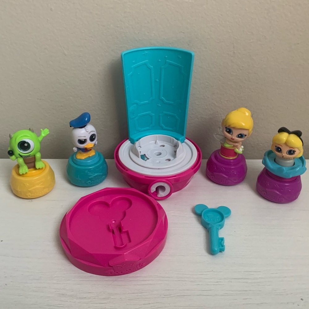 Disney Doorables Micro Motion Lot Donald Duck Mike Wazowski Tinker Bell Alice